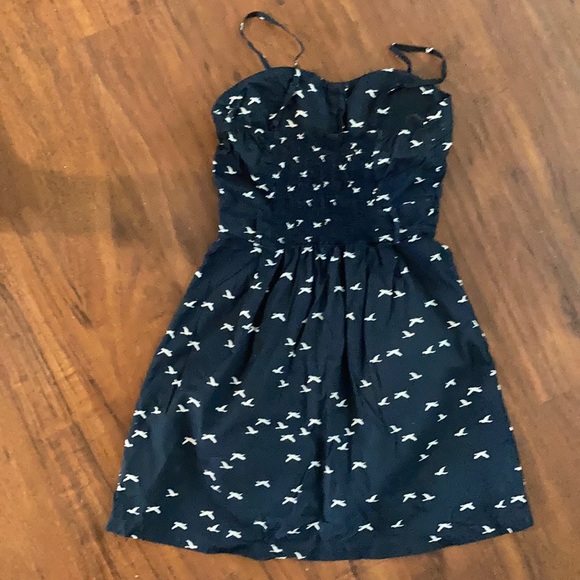 Dress - Picture 3 of 4